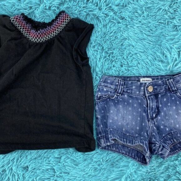 Bundle old navy shorts, L/S bow & cap sleeve tops Garanimals. Girls Size 3T - Picture 4 of 8